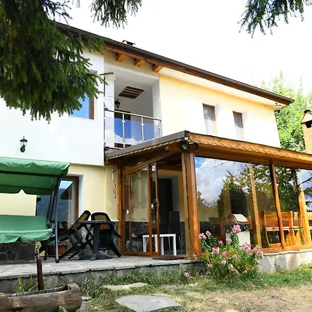 “ния” Case de vacanță *