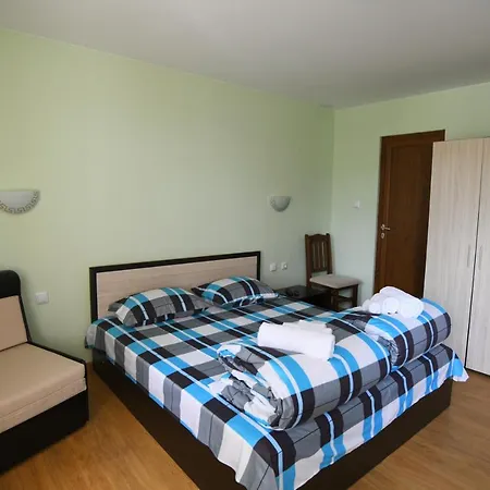 “ния” Case de vacanță