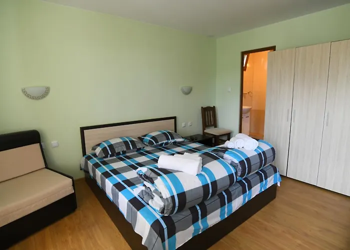 “ния” Дом отдыха Смолян